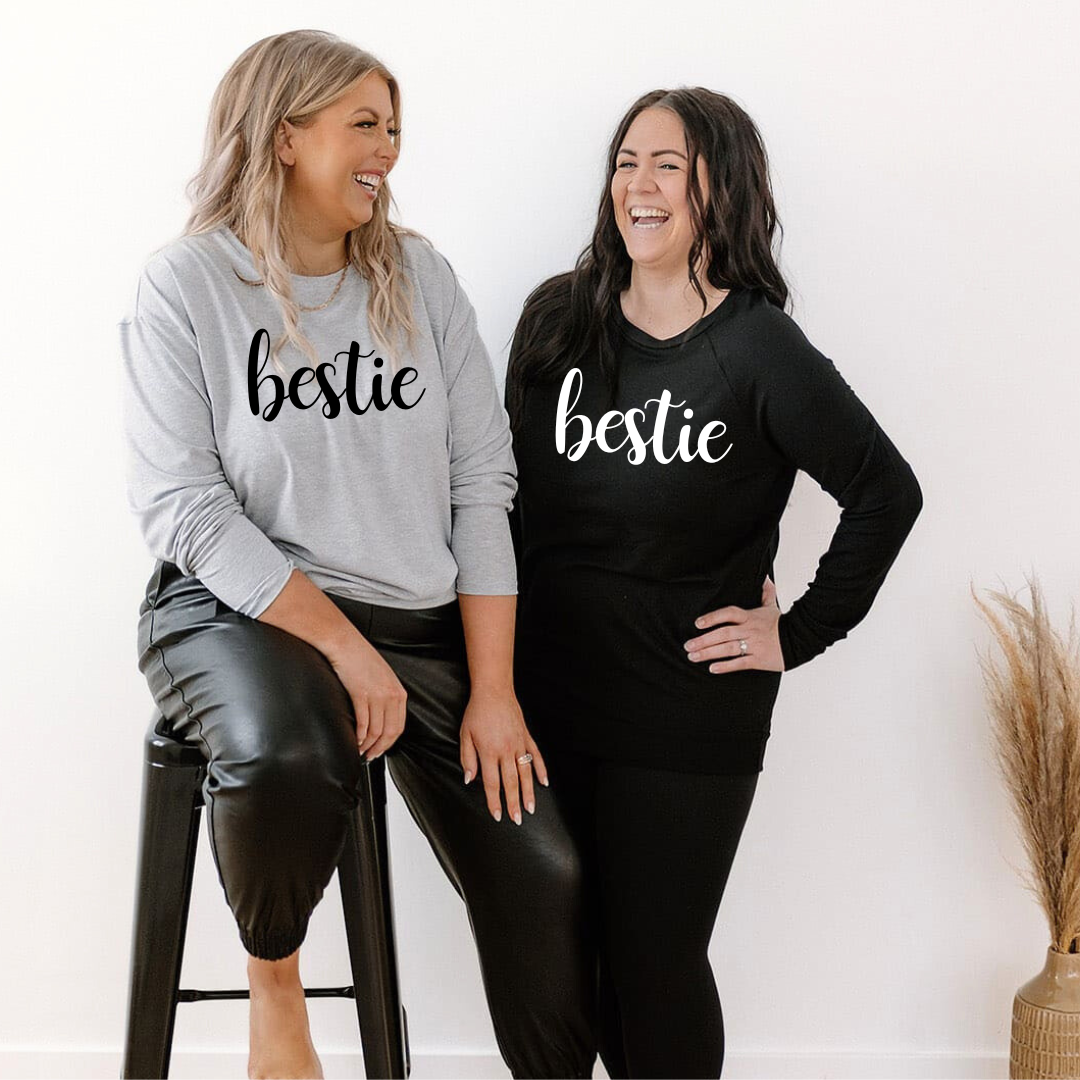 Bestie Cursive Crewneck Women's