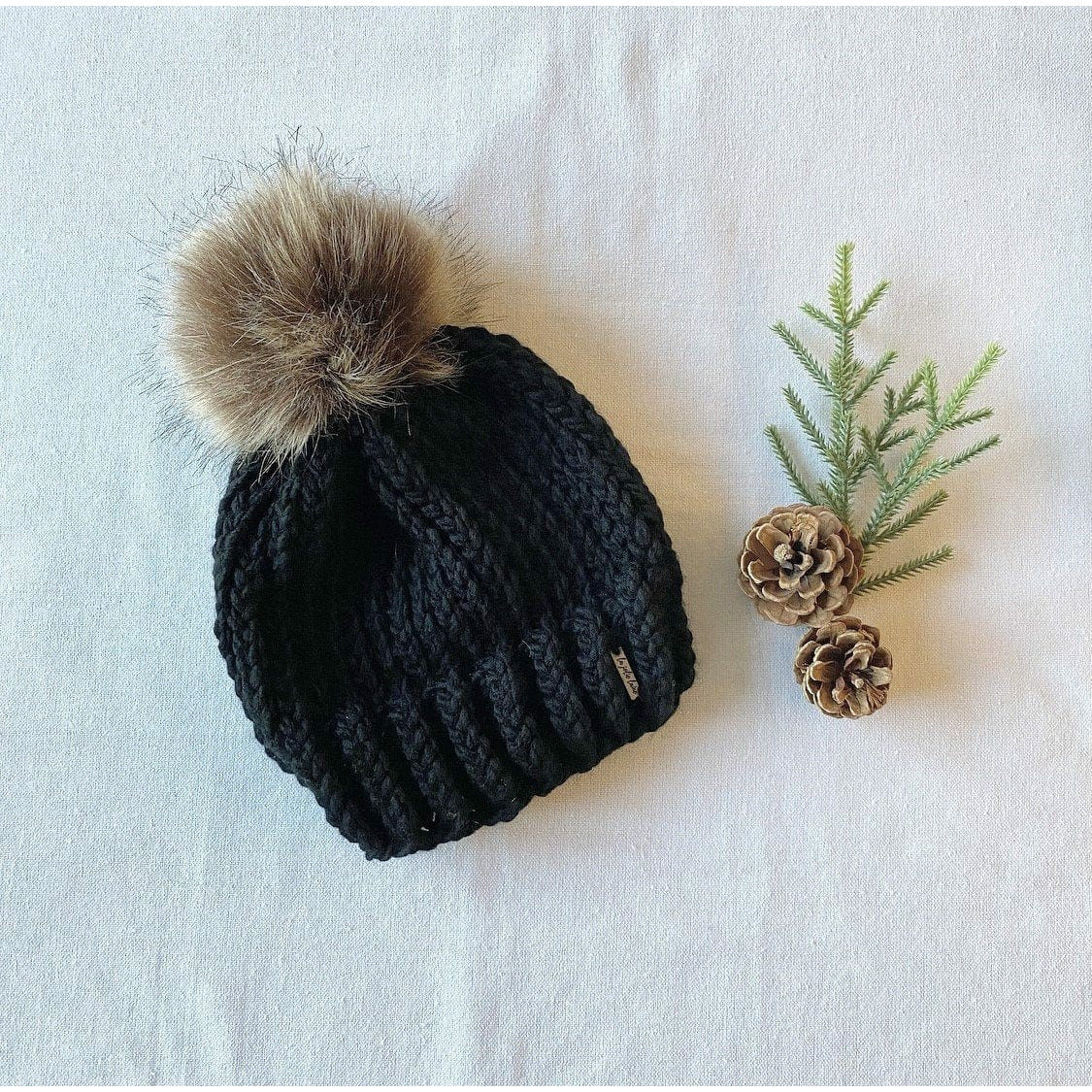 Knit Pom Pom Toque - Posh & Cozy