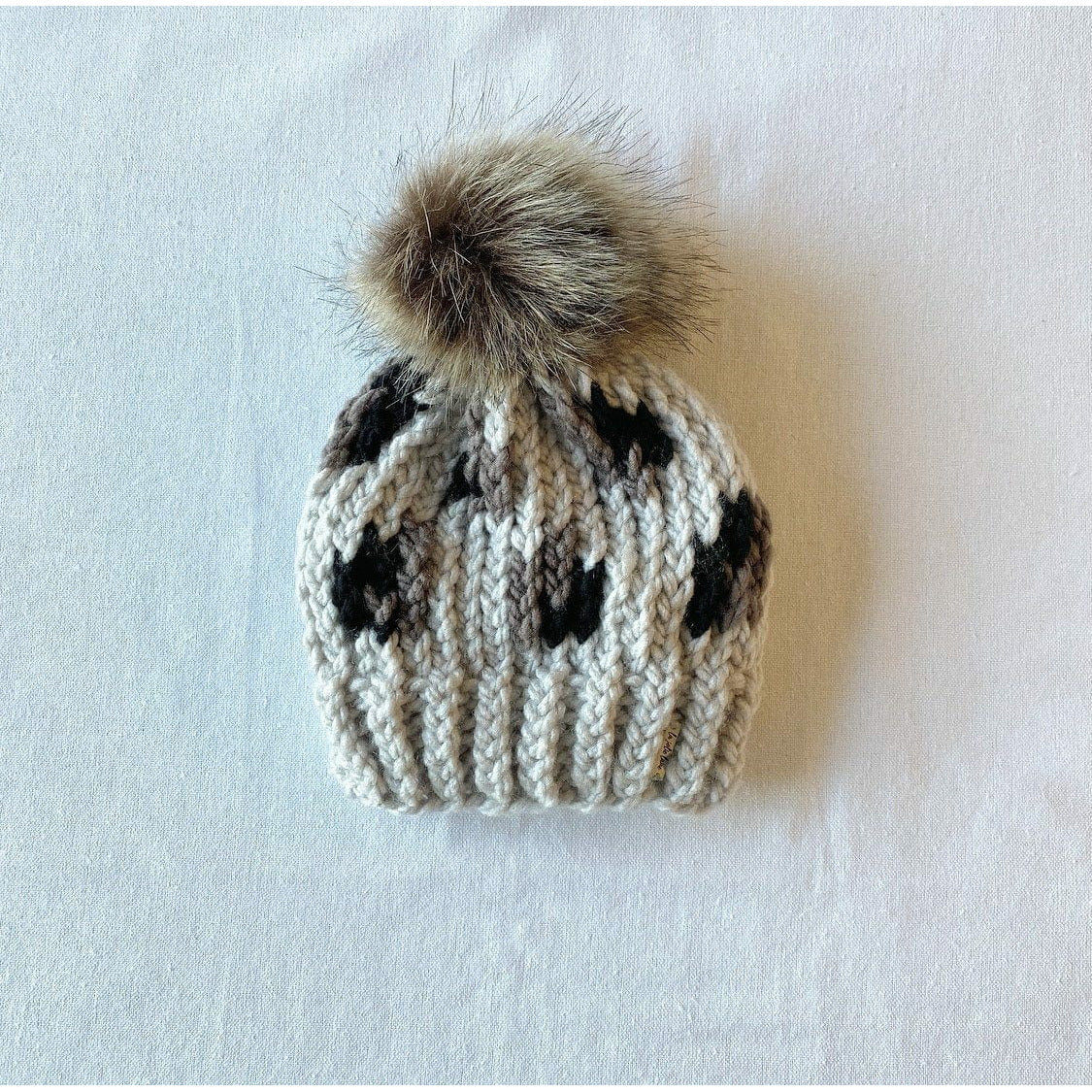 Knit Pom Pom Toque - Posh & Cozy