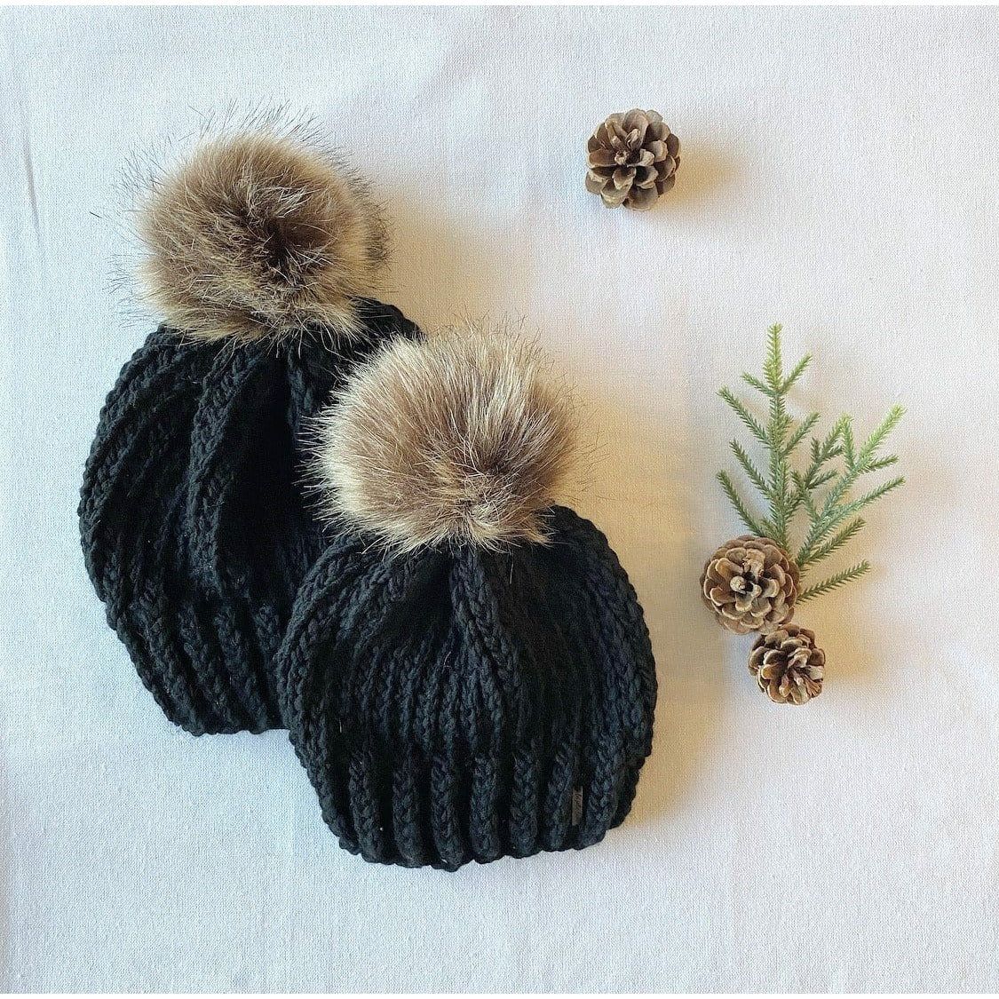 Knit Pom Pom Toque - Posh & Cozy